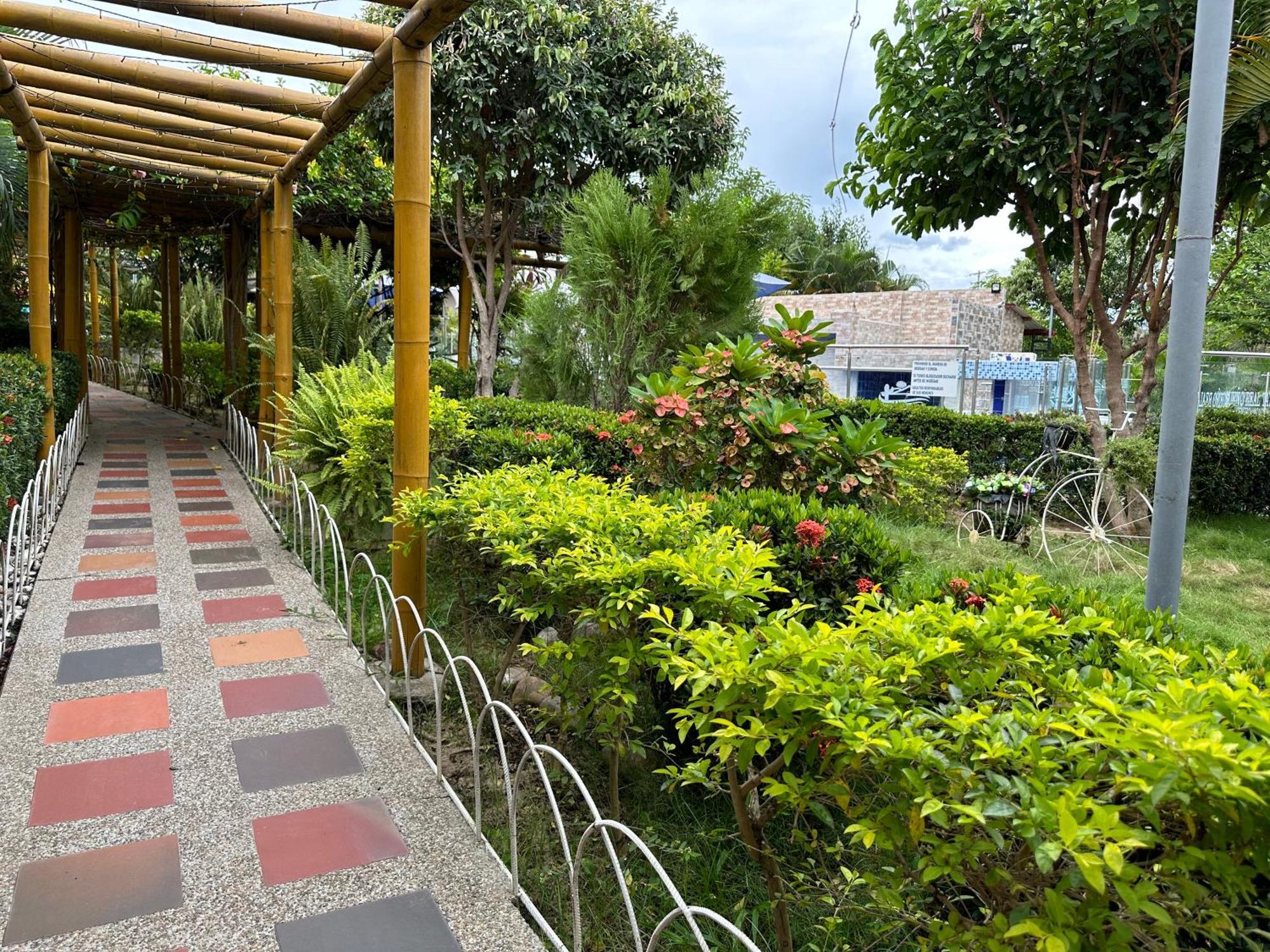 Hotel Hv Sueno Real Tatacoa Villavieja Esterno foto
